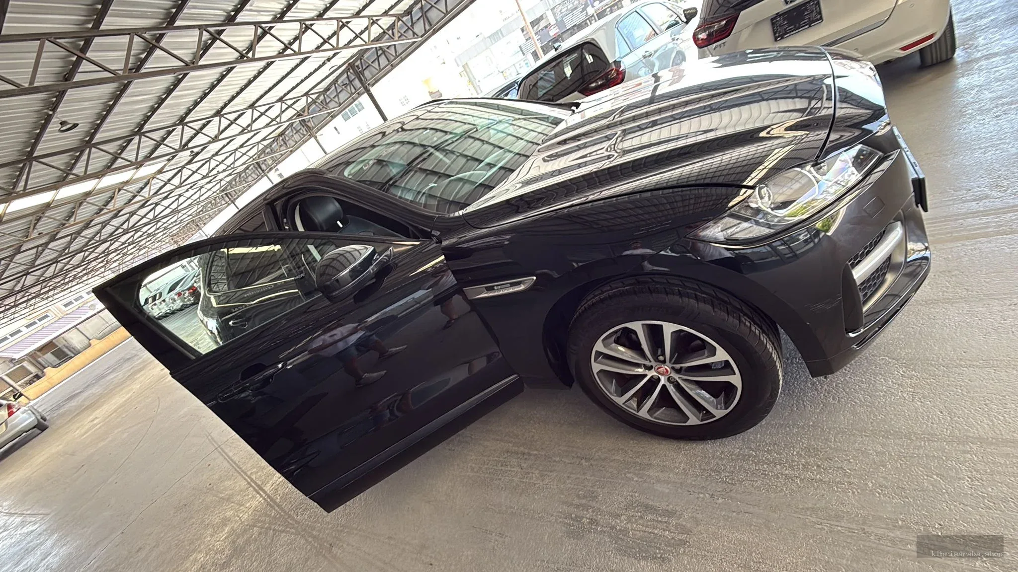 Jaguar F-Pace 2018