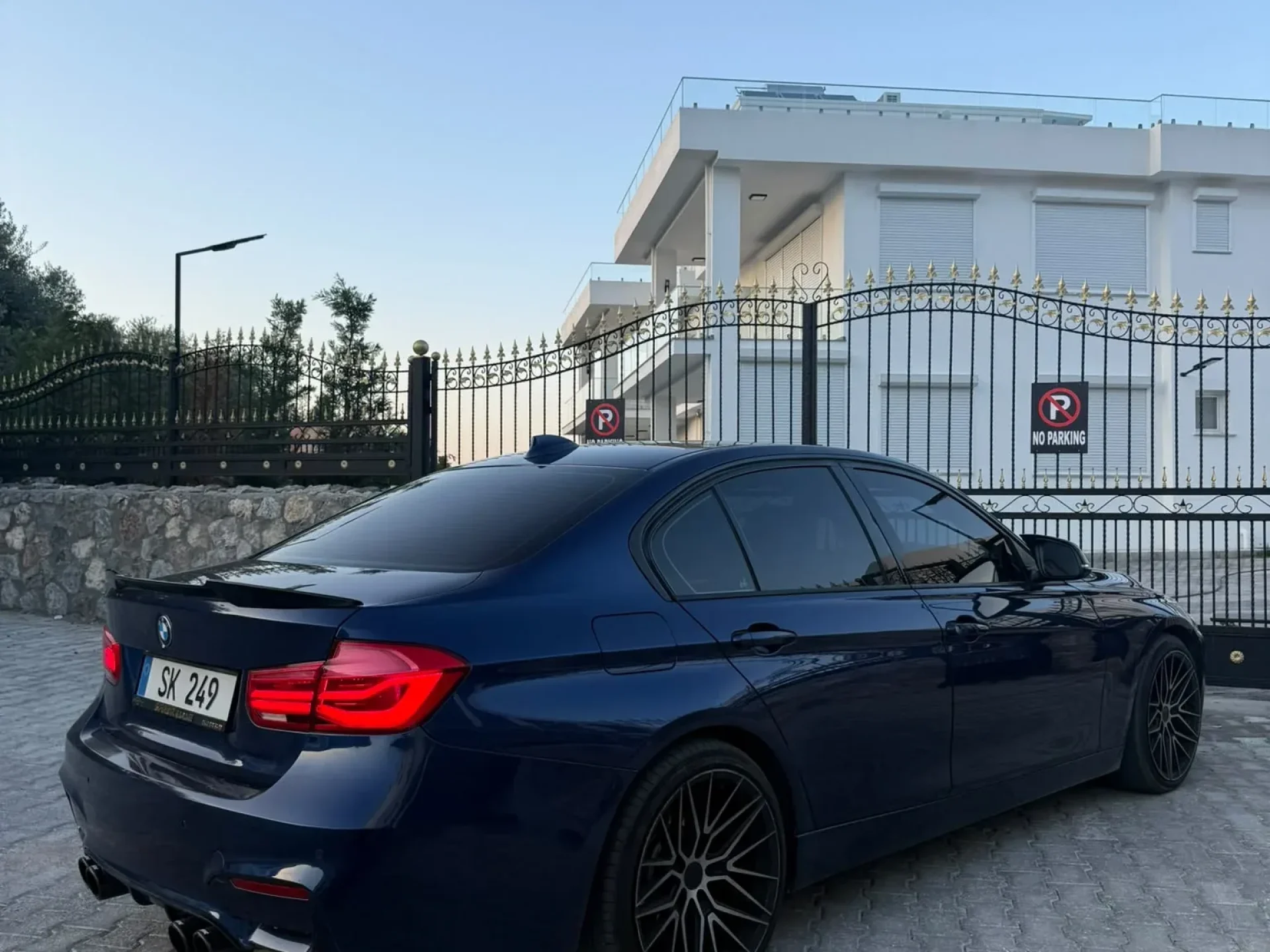 BMW 320d B47 MOTOR - Araç fotoğrafı 4